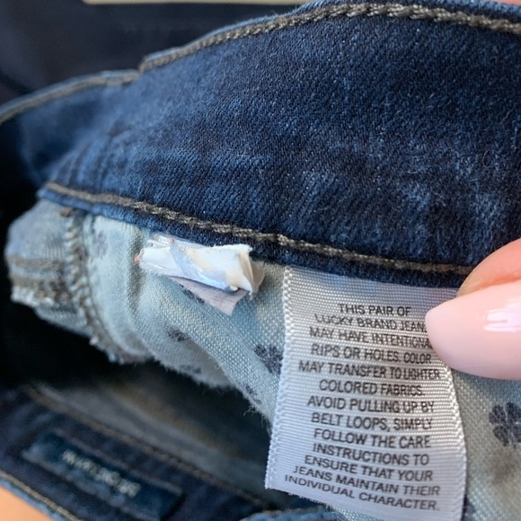 Lucky Brand Brooke Skinny Dark Wash Mid Rise Jeans - Picture 10 of 13